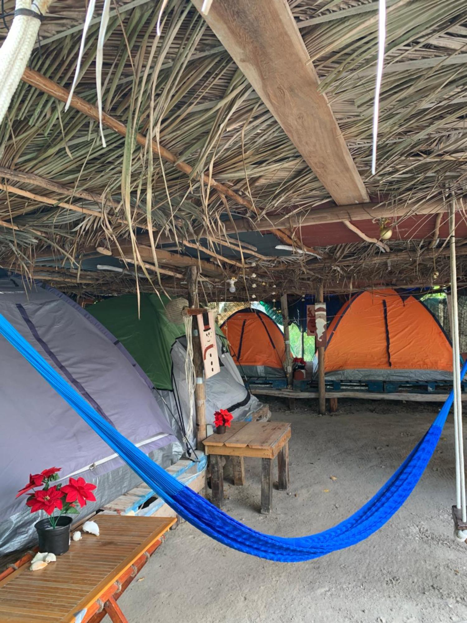 Casa De Los Santos Camping Y Eco Cabanas Isla Holbox Exterior photo